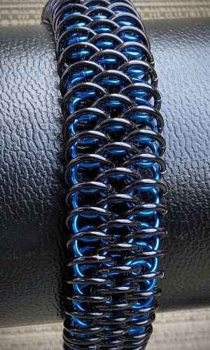 Blue and Black Dragonscale Bracelet